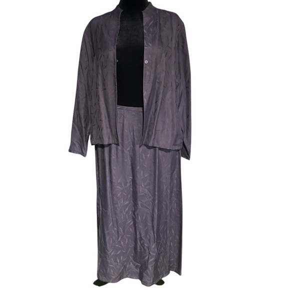 Eileen Fisher Women’s Large Purple Textured 2pc Set skirt Jacket Italian Fabric - Picture 5 of 14